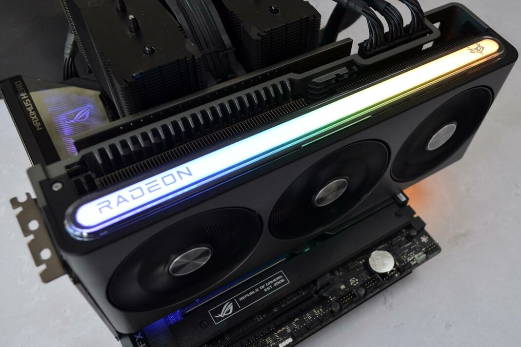 Sapphire Nitro+ AMD Radeon RX 7900 XTX VaporX review light my way