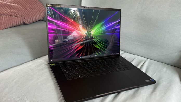 The Razer Blade 16 in action