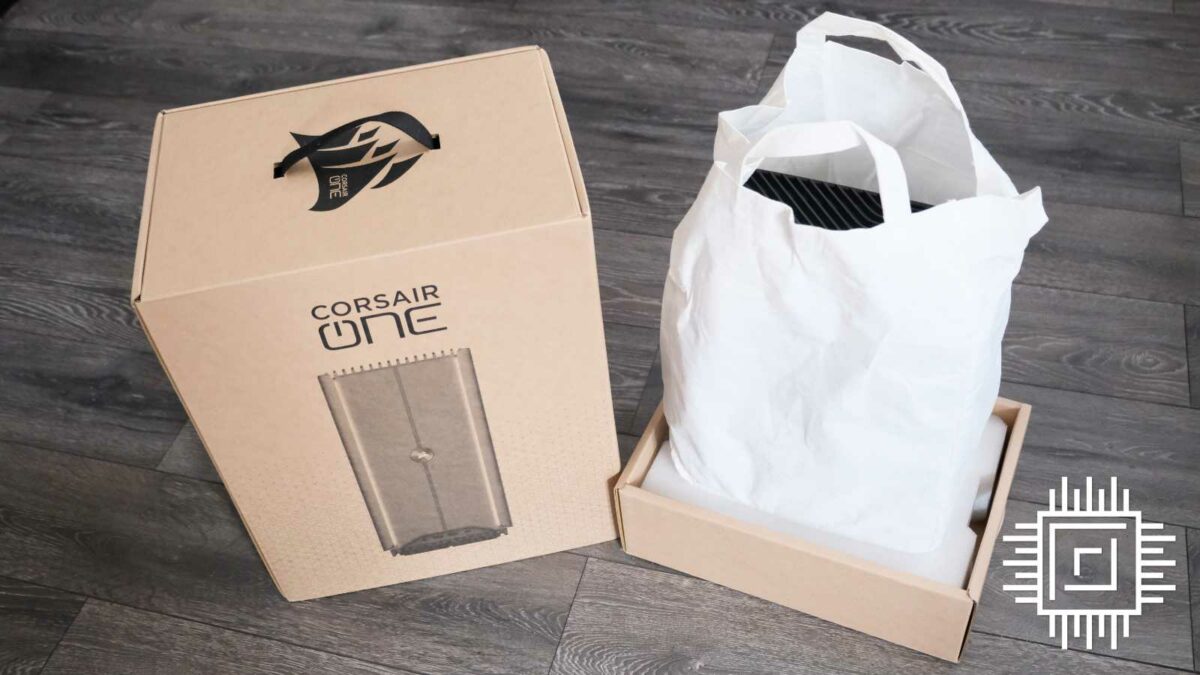 Corsair One i500 packaging is luxurious.