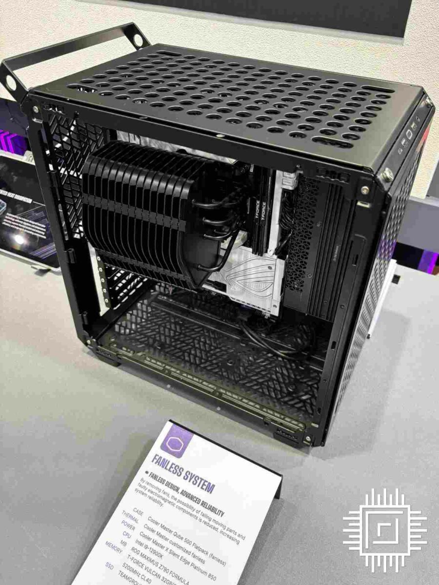 A top-down view of Cooler Master 'Fanless System' concept