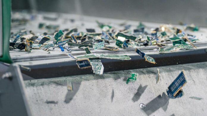 UK Royal Mint tackles e-waste by recycling PCBs for precious gold