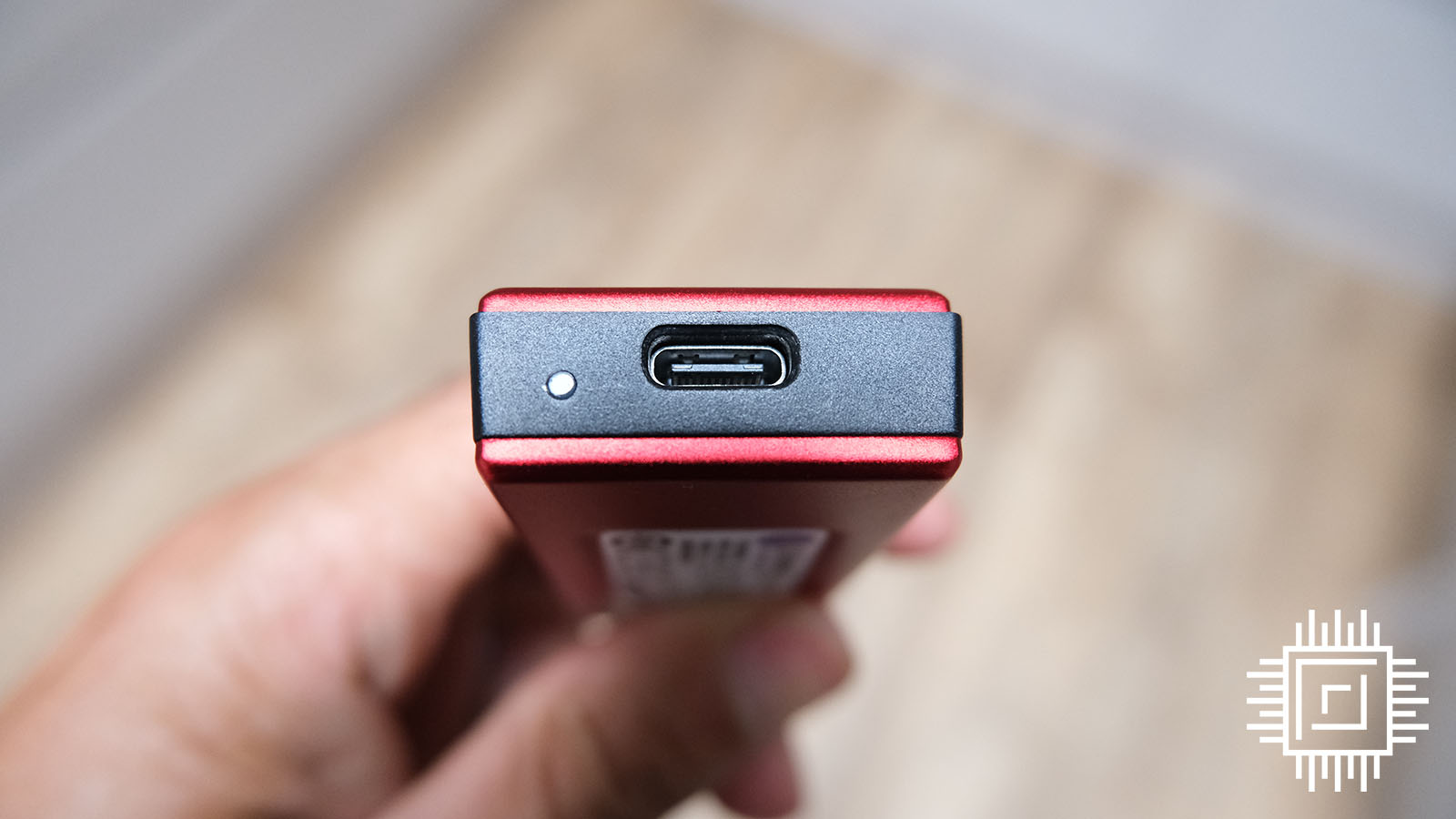 A picture showing the Kingston XS1000 Red 2TB with the USB-C port.