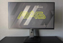 MSI MAG 274QRF QD E2 displaying its logo