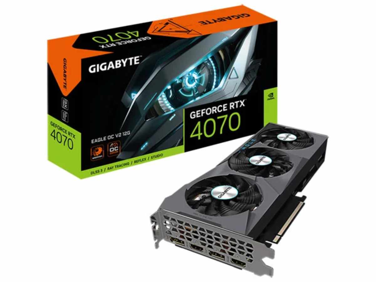 Gigabyte GeForce RTX 4070 Eagle OC V2 graphics card packaging.