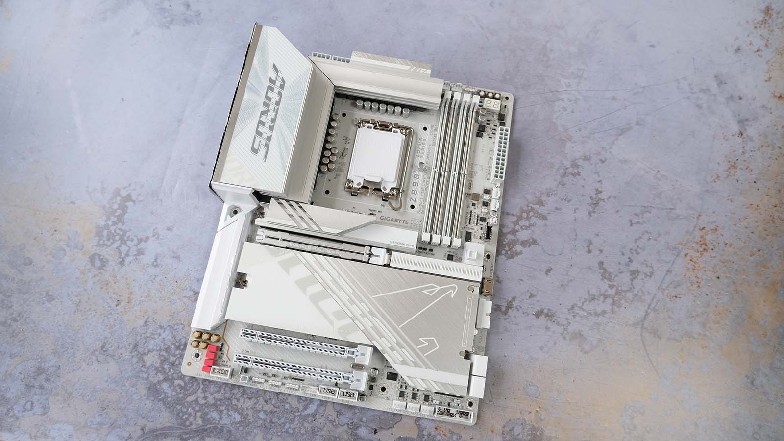 A picture of the Gigabyte Z890 Aorus Pro Ice motherboard.