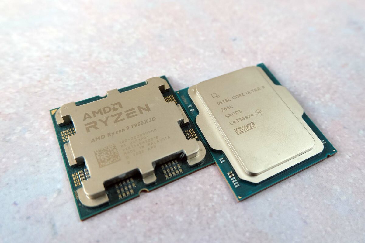 A picture of the Intel Core Ultra 9 285K and Ryzen 9 7950X3D chips together.