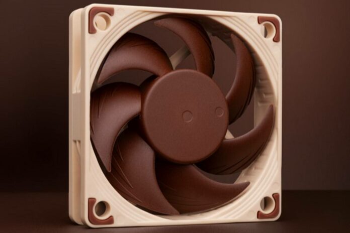 Noctua NF-A6x15 60mm fan.