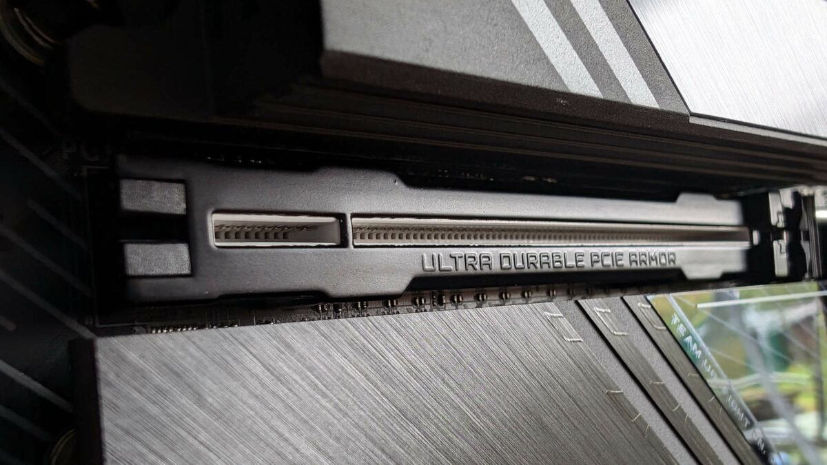 Close up of reinforced PCIe x16 slot on X870E Aorus Pro.