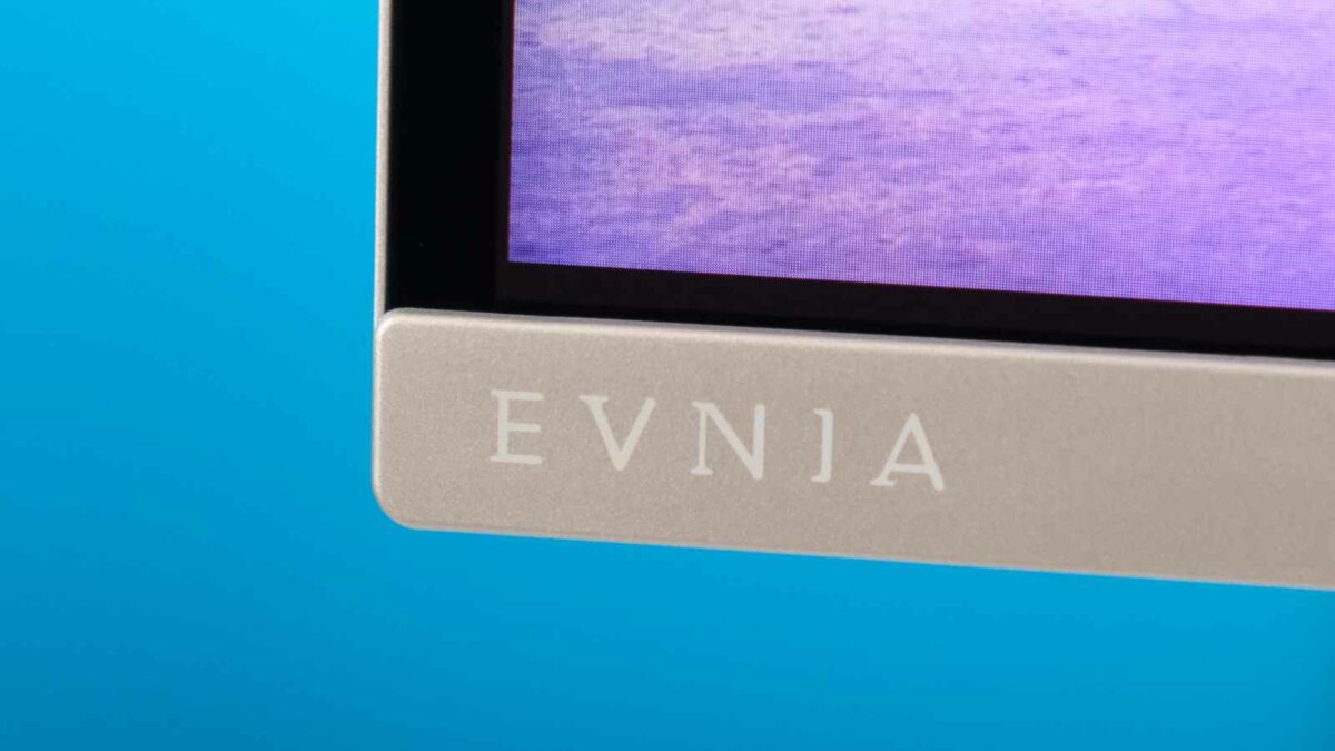 Philips Evnia 27M2N8500 logo.