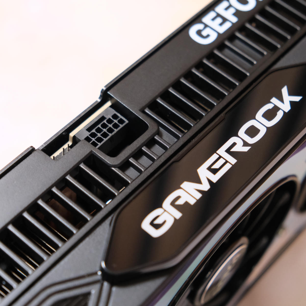 Palit GeForce RTX 5080 GameRock power port.