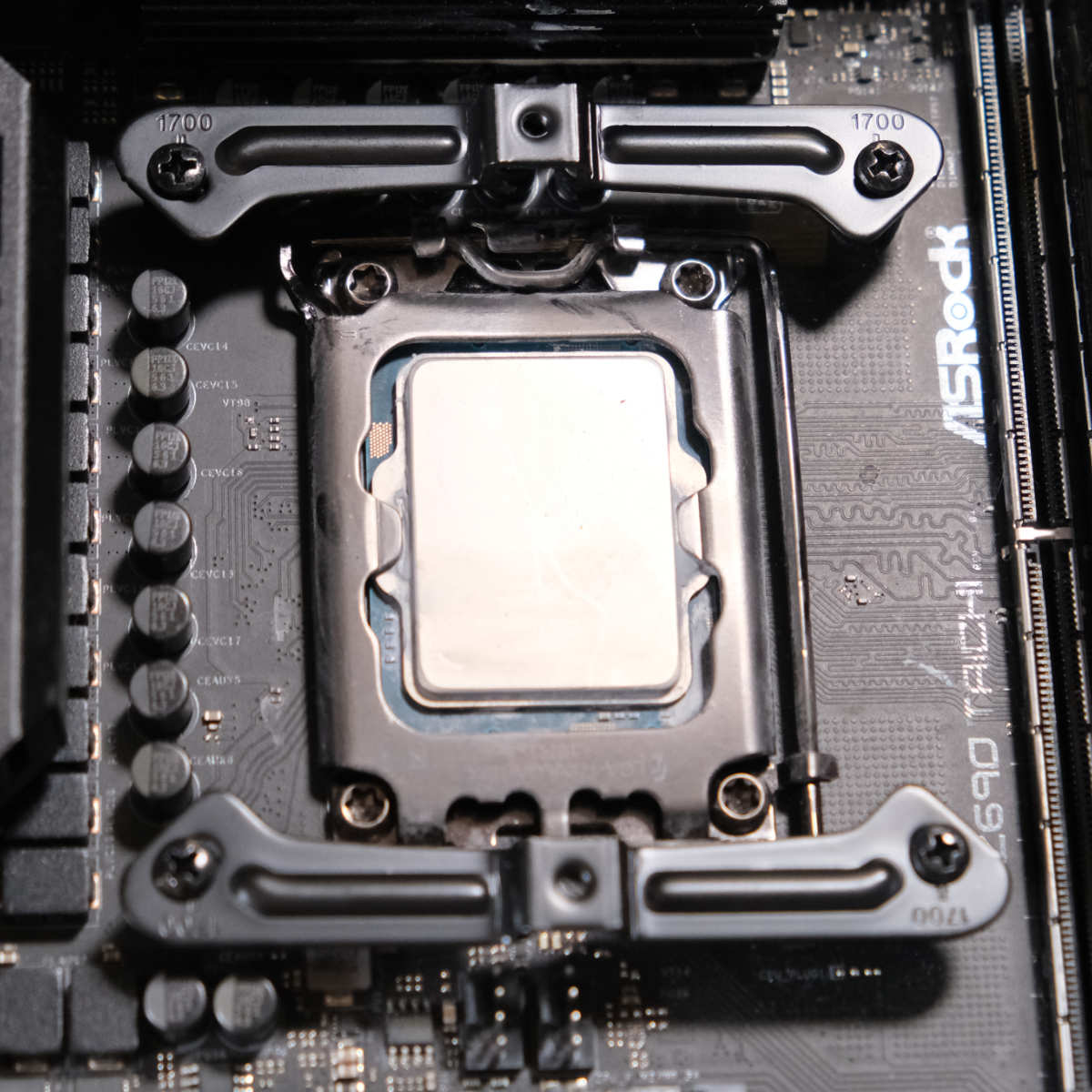 be quiet Silent Loop 3 420 Intel bracket.